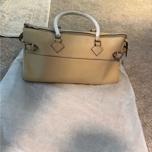 Hermes
Shoulder Atlas Clemence 42